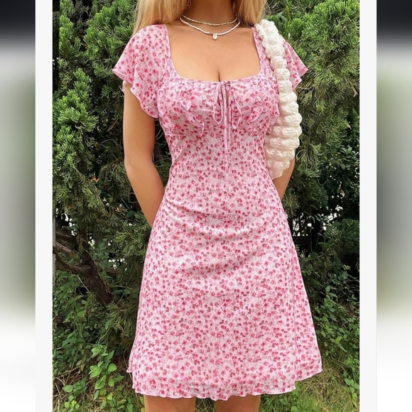 Floral Pink Dress with Ruffle Sleeves - Picture 5 of 16